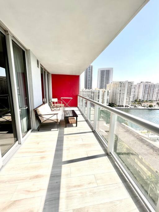 Luxury Condo Steps From Beach Hallandale Beach Extérieur photo